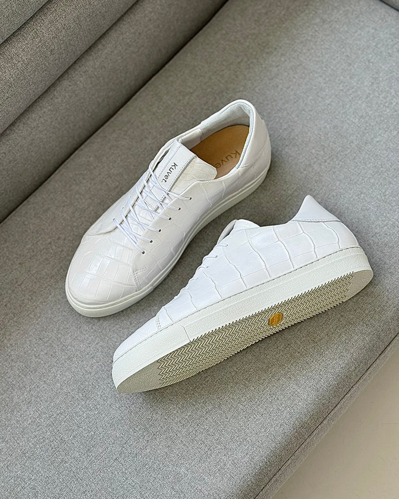 Sneakers VS Croco
